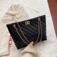 1412b4ae2b5fabb6b260e46eac042674.jpg Liza large shoulder bag pink