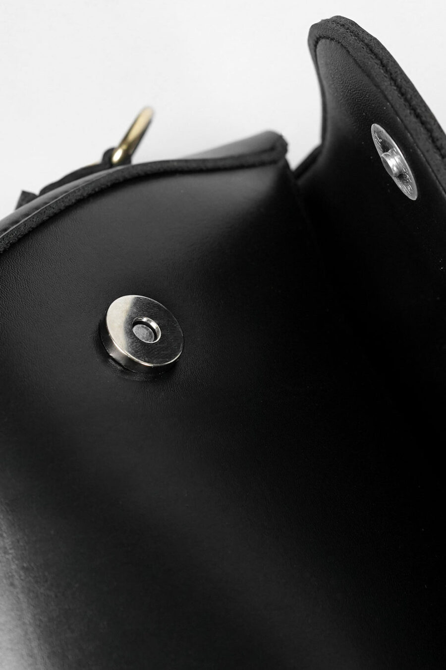Sleek Black Shoulder Bag