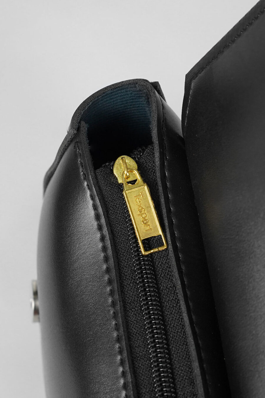 Sleek Black Shoulder Bag
