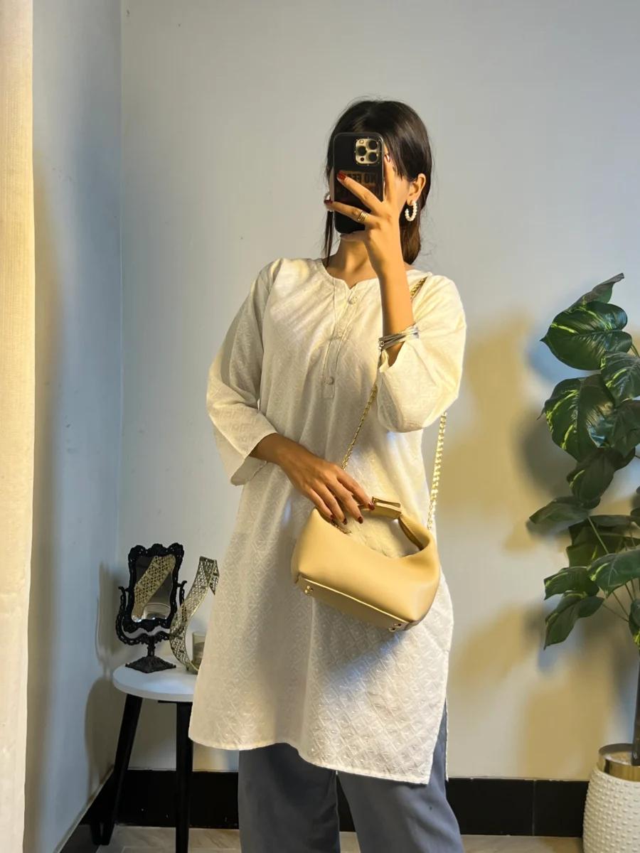 Mira Beige Shoulder Bag with Gold Chain 3